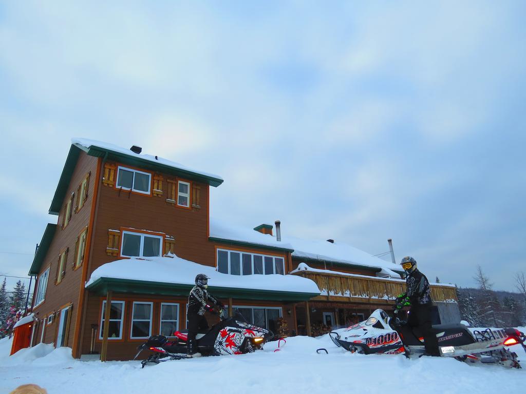 Le Gite Ambrelane Thetford Mines Exterior photo
